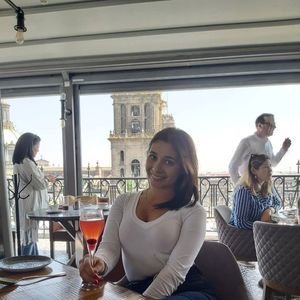 Meet your Posher, Simonne